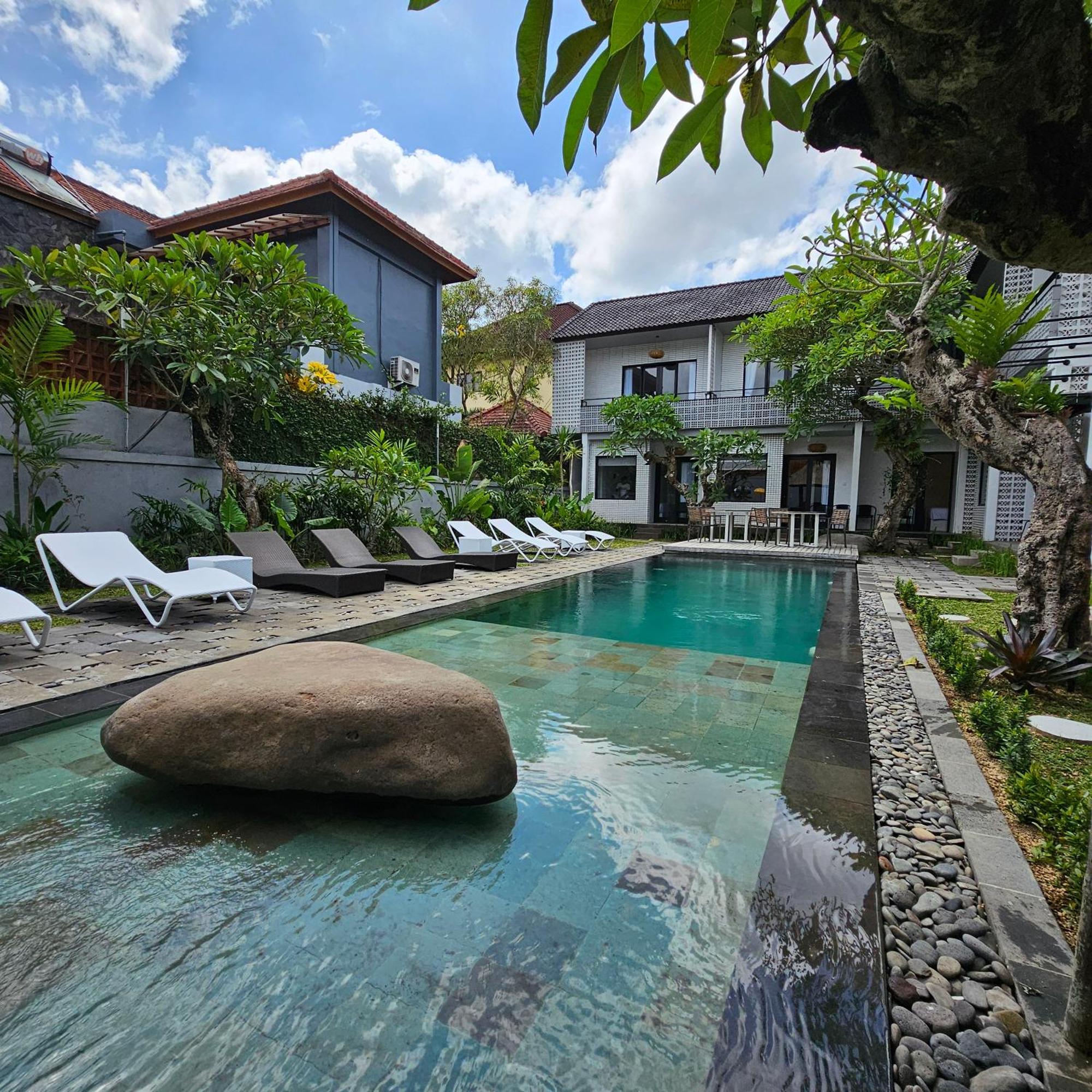 Chandi Hotel Ubud Exterior foto